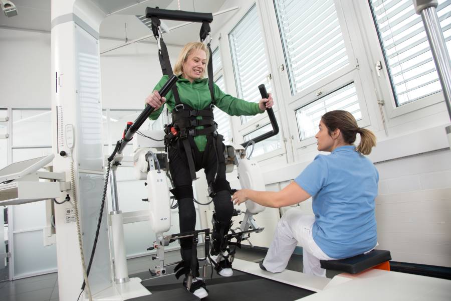 Hocoma Lokomat: Physiologisches Gangtraining bei neurologischen Beeinträchtigungen